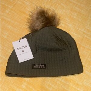 Skida Olive Green Chateau Hat the Fleece Lining